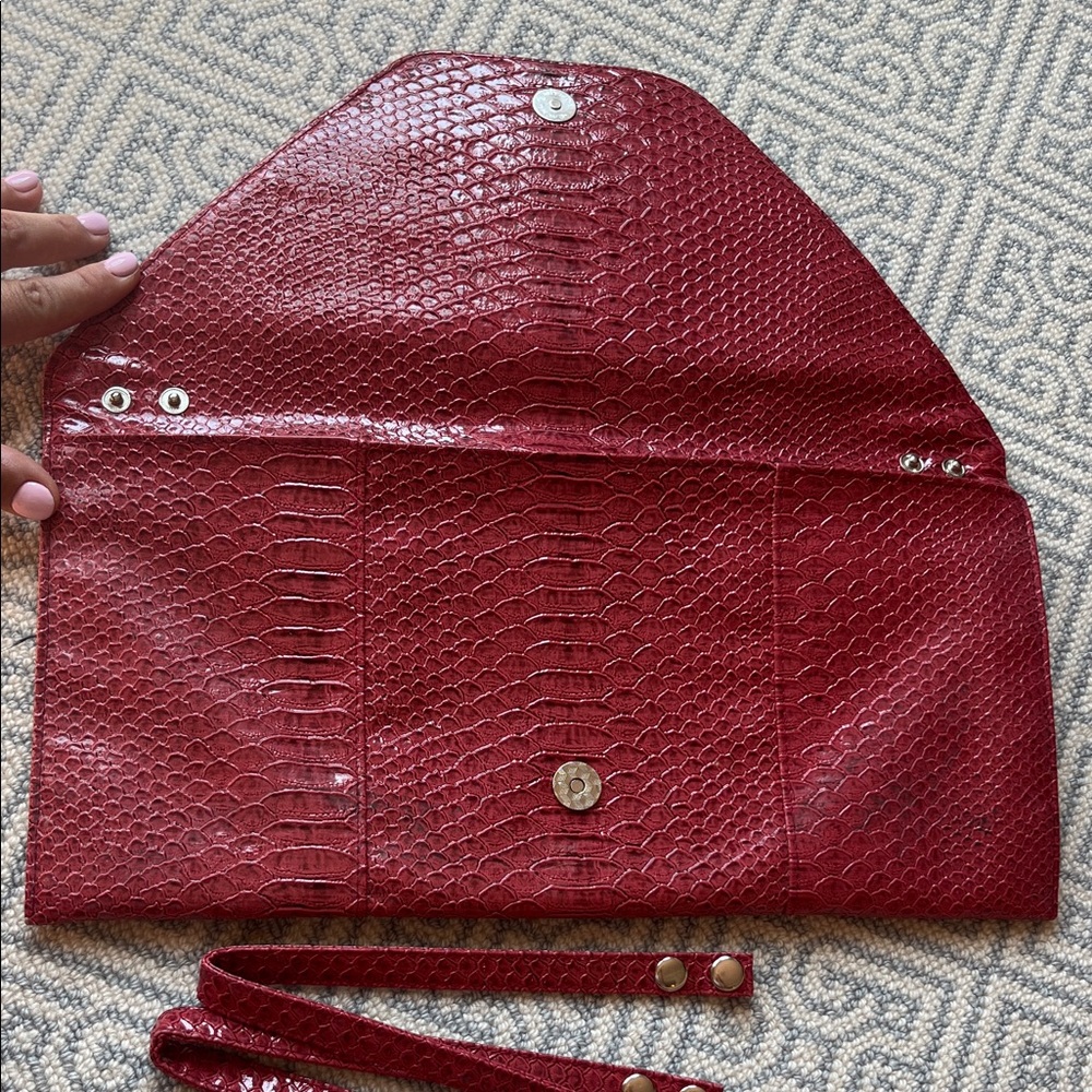 Chic Textured Red Clutch - Picture 2 of 4